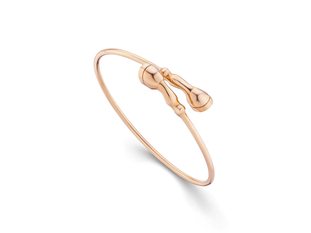 Plain Medium Huggable Hooves ® Flex Bangle