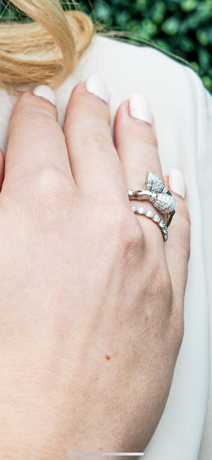 Huggable Hooves®™ Pave Diamond Ring